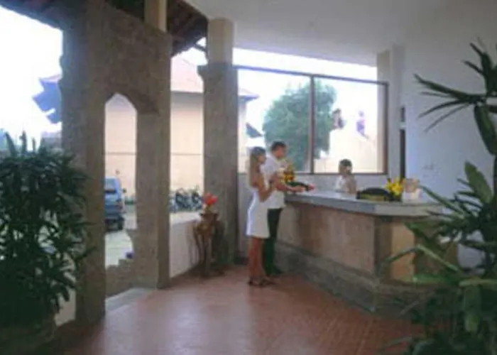 Hotel Bali Ayu & 10 Minutes Walking Distance To The Kuta (Bali)