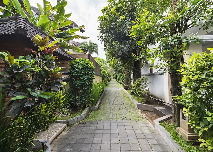 Bali Ayu & 10 Minutes Walking Distance To The Kuta (Bali)