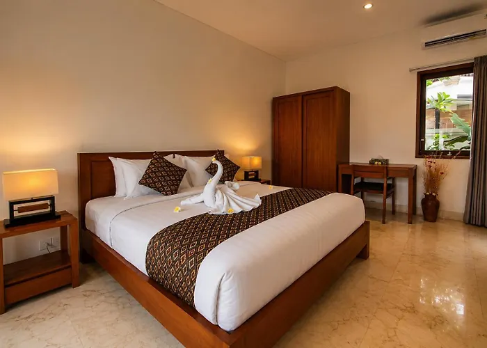 Hotel Bali Ayu & 10 Minutes Walking Distance To The 4*
