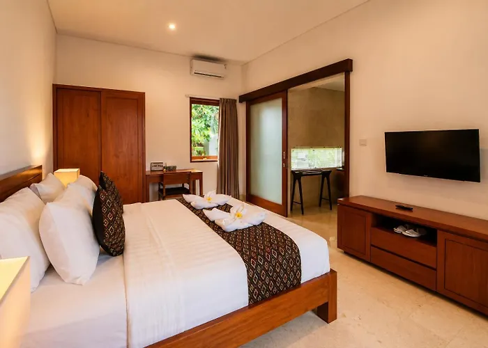 Bali Ayu & 10 Minutes Walking Distance To The 4*