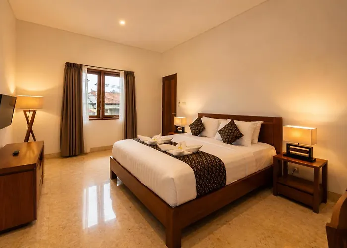 Bali Ayu & 10 Minutes Walking Distance To The