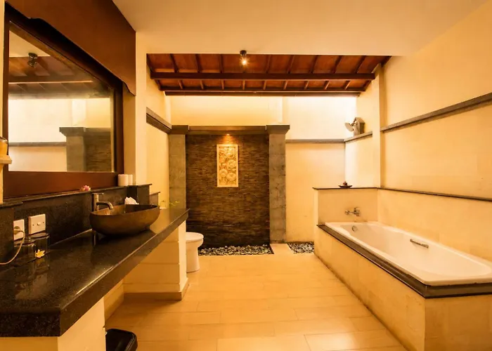 Bali Ayu & 10 Minutes Walking Distance To The Hotel Kuta (Bali)