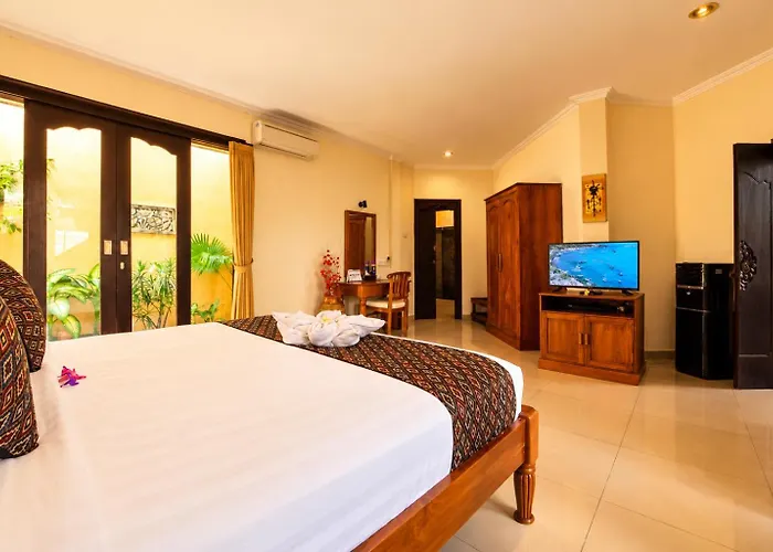 Bali Ayu & 10 Minutes Walking Distance To The 4* Kuta (Bali)