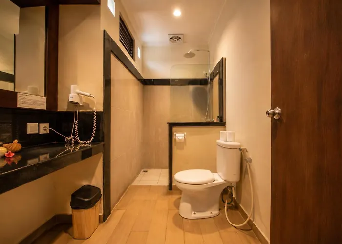 Bali Ayu & 10 Minutes Walking Distance To The Kuta (Bali)