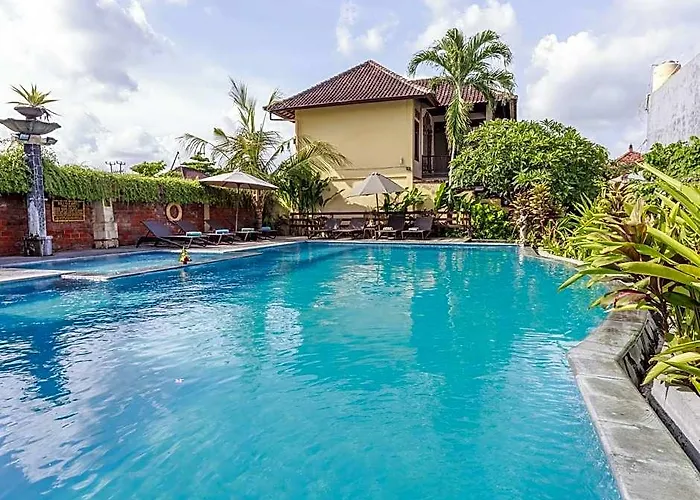 Bali Ayu & 10 Minutes Walking Distance To The 4*