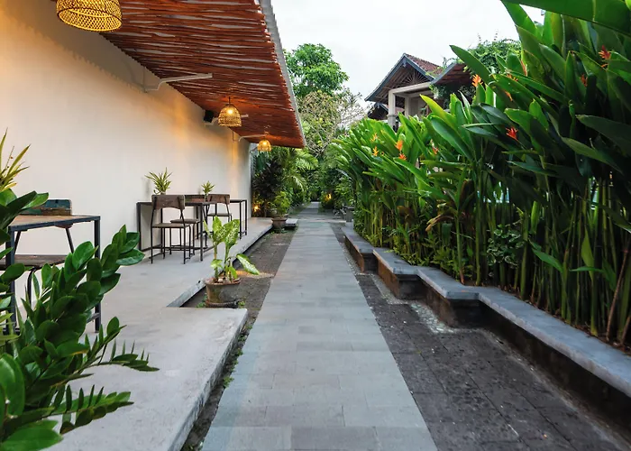 ホテル Bali Ayu & 10 Minutes Walking Distance To The クタ