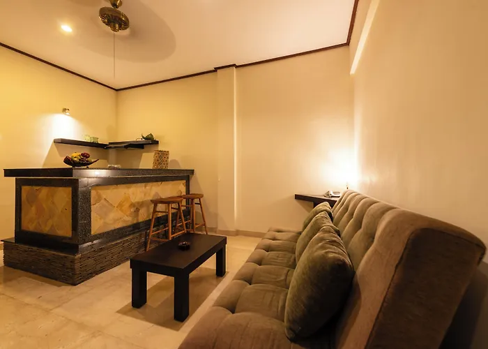 ホテル Bali Ayu & 10 Minutes Walking Distance To The